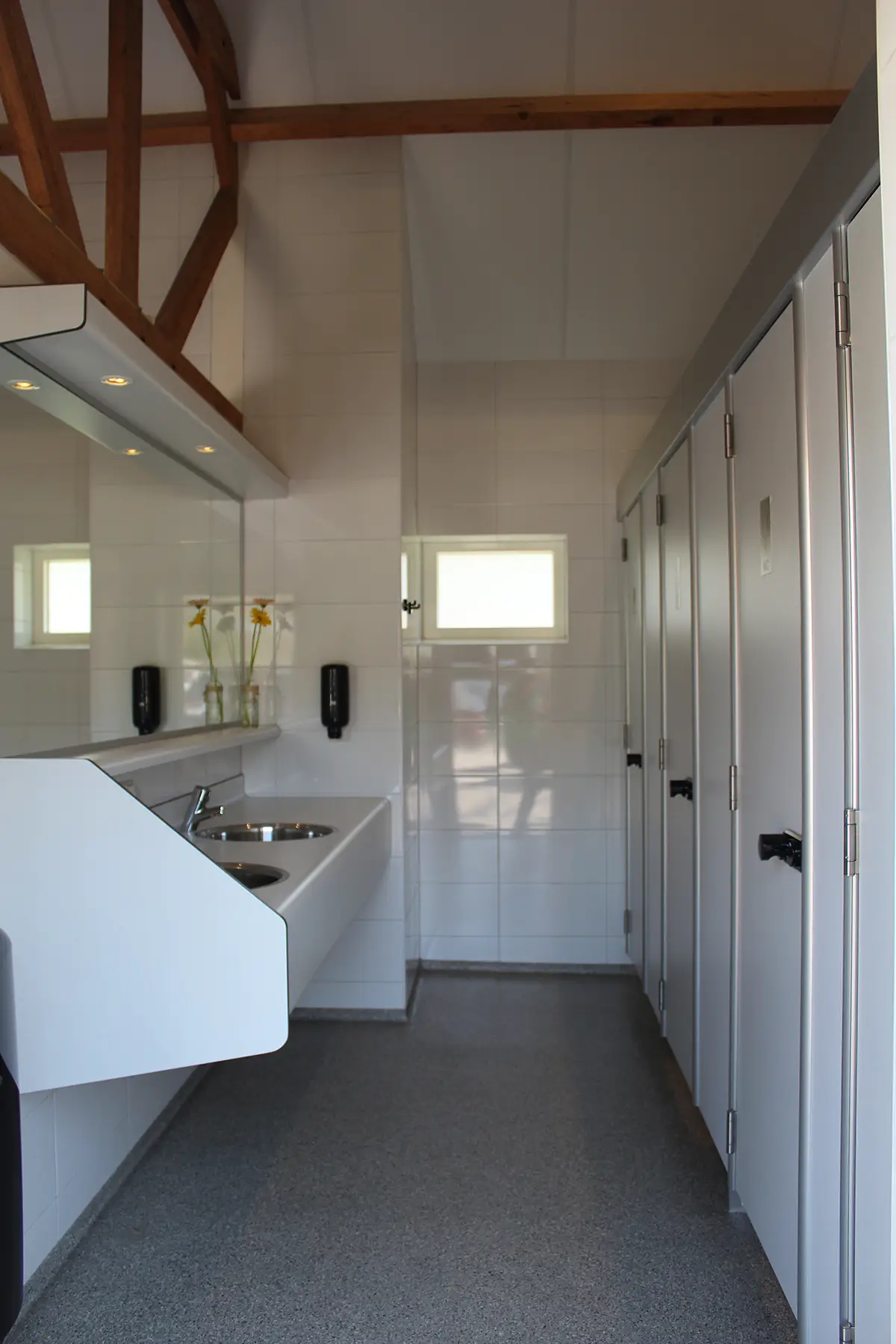 sanitair-camping-t-eind-1